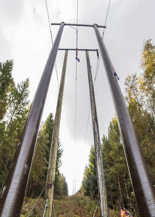 Composite2-Utility-Pole—An-alternative-material-to-wooden-utility-poles